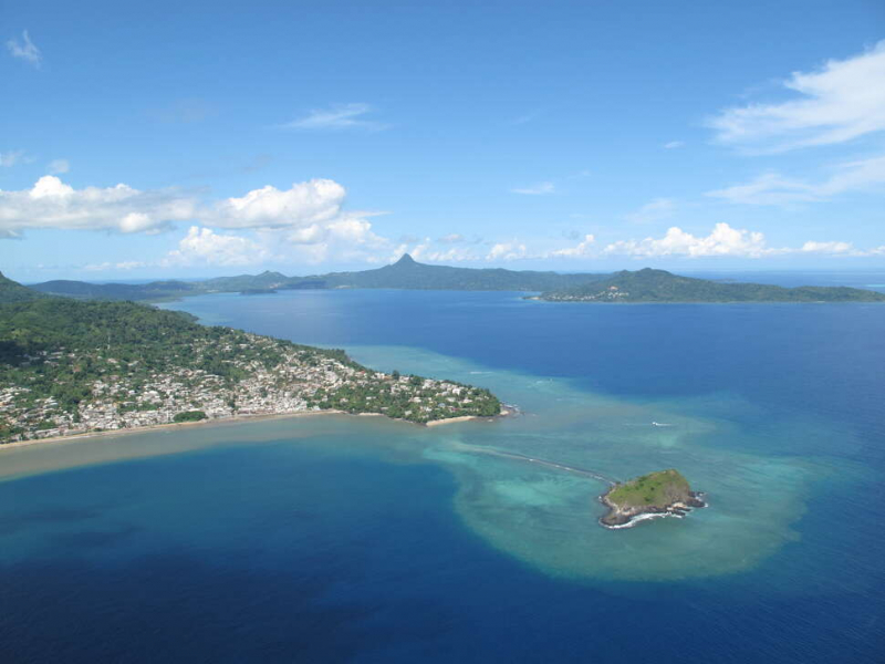 Vue aérienne de la Baie de Bouéni. Crédit photo : Alexandra Gigou / OFB