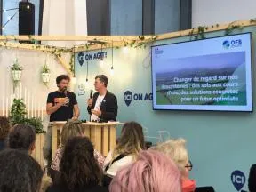 Conférence de David Monnier au salon de presse EBRA aux côtés de Marc Mortelmans